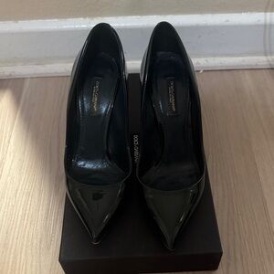 Dolce & Gabbana Glossy Black Heels